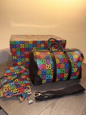 Rare Gucci Duffle Bag - $2,100 Or Best Offer
